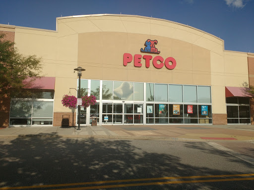 Petco Animal Supplies, 6805 Mills Civic Pkwy #140, West Des Moines, IA 50266, USA, 