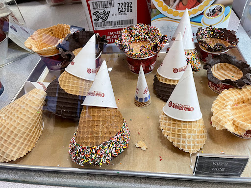 Ice Cream Shop «Cold Stone Creamery», reviews and photos, 7765 Main St, Maple Grove, MN 55369, USA