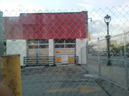 Ice Cream Shop «Cold Stone Creamery», reviews and photos, 2907 N Oakland Ave, Milwaukee, WI 53211, USA