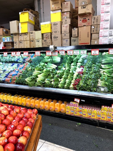 Grocery Store «World Fresh Market», reviews and photos, 2434 W Devon Ave, Chicago, IL 60659, USA