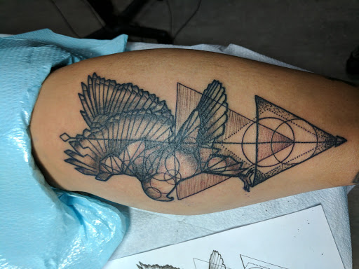 Tattoo Shop «Hart & Huntington Tattoo Co.», reviews and photos, 137 2nd Ave N #201, Nashville, TN 37201, USA