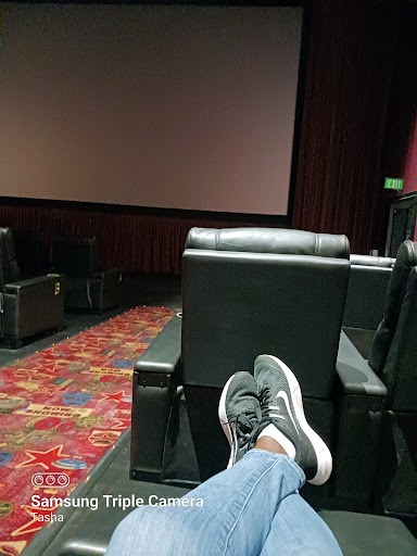 Movie Theater «Edison Park 8 Cinemas», reviews and photos, 2235 Winkler Ave, Fort Myers, FL 33901, USA