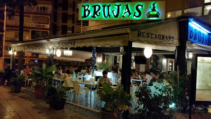 Brujas Lounge - Paseo Marítimo de Poniente (esq. C/ Junquera. Frente al faro), 29740 Torre del Mar, Málaga, Spain