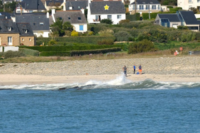La villa Bellevue: Location de vacances 6 personnes, avec Jacuzzi, proche de plage, Quimper, Baie d'Audierne Finistère à Plozévet