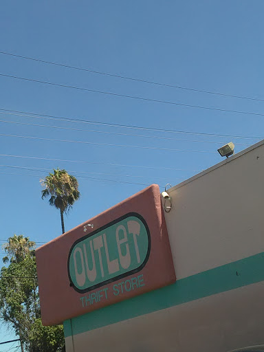 Thrift Store «The Outlet Thrift Store», reviews and photos, 1212 E Harding Way, Stockton, CA 95205, USA
