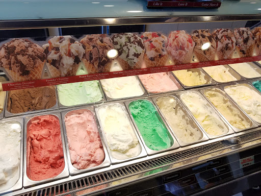 Ice Cream Shop «Cold Stone Creamery», reviews and photos, 6100 E Lake Sammamish Pkwy SE #6, Issaquah, WA 98029, USA