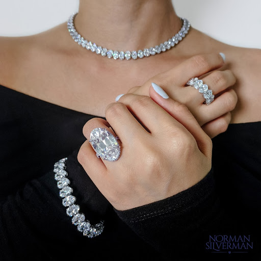 Jeweler «Traditional Jewelers», reviews and photos, 817 Newport Center Dr, Newport Beach, CA 92660, USA