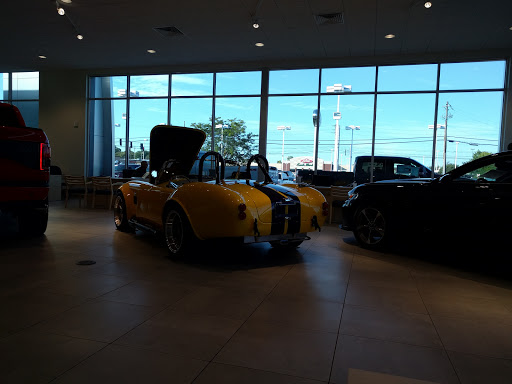 Used Car Dealer «Montrose Ford in Fairlawn», reviews and photos, 3960 Medina Rd, Fairlawn, OH 44333, USA