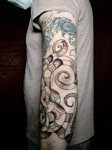 The Abyss Fine Art & Tattoo Studio in Long Beach, New York - Zaubee