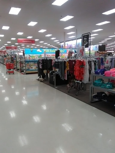Department Store «Target», reviews and photos, 197 Gravois Bluffs Plaza Dr, Fenton, MO 63026, USA