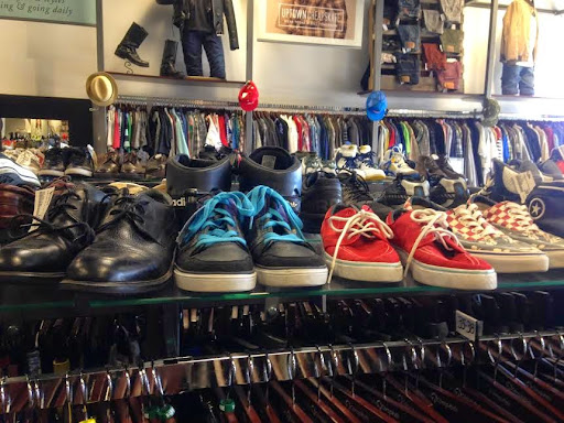 Clothing Store «Uptown Cheapskate», reviews and photos, 3454 W Chandler Blvd #18, Chandler, AZ 85226, USA