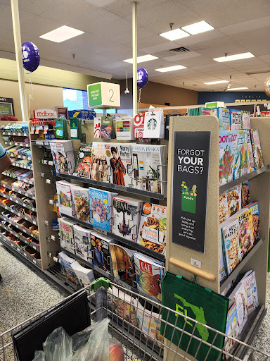 Supermarket «Publix Super Market at Country Club Plaza», reviews and photos, 18496 NW 67th Ave, Hialeah, FL 33015, USA