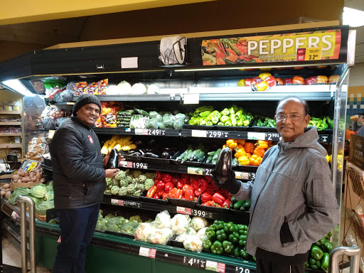 Grocery Store «Super Foodtown of Lake Hiawatha», reviews and photos, 435 N Beverwyck Rd, Lake Hiawatha, NJ 07034, USA