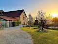 Photo Lodge Domaine des Grands Bois 24290 Sergeac (miniature)