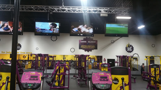 Gym «Planet Fitness - Brook Park, OH», reviews and photos, 5755 Smith Rd, Brook Park, OH 44142, USA