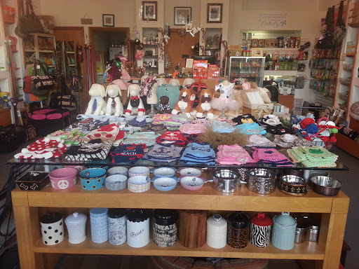 Pet Store «Whole Pet Essentials», reviews and photos, 11701 Lake Victoria Gardens Ave, Palm Beach Gardens, FL 33410, USA