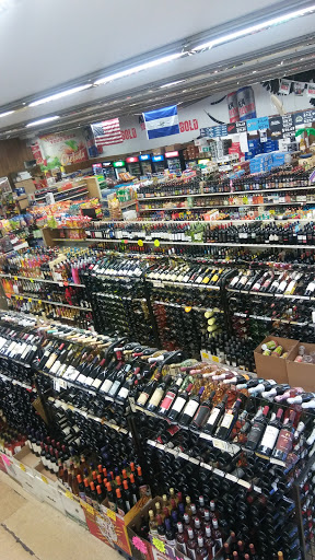 Liquor Store «Town & Country Liquors», reviews and photos, 2944 W 47th St, Chicago, IL 60632, USA