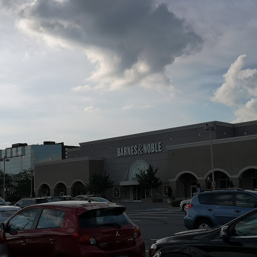 Book Store «Barnes & Noble Booksellers The Shops at River Crossing», reviews and photos, 8675 River Crossing Blvd, Indianapolis, IN 46240, USA