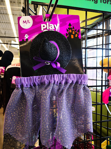 Pet Supply Store «Pet Supplies Plus», reviews and photos, 494 Westgate Dr, Brockton, MA 02301, USA