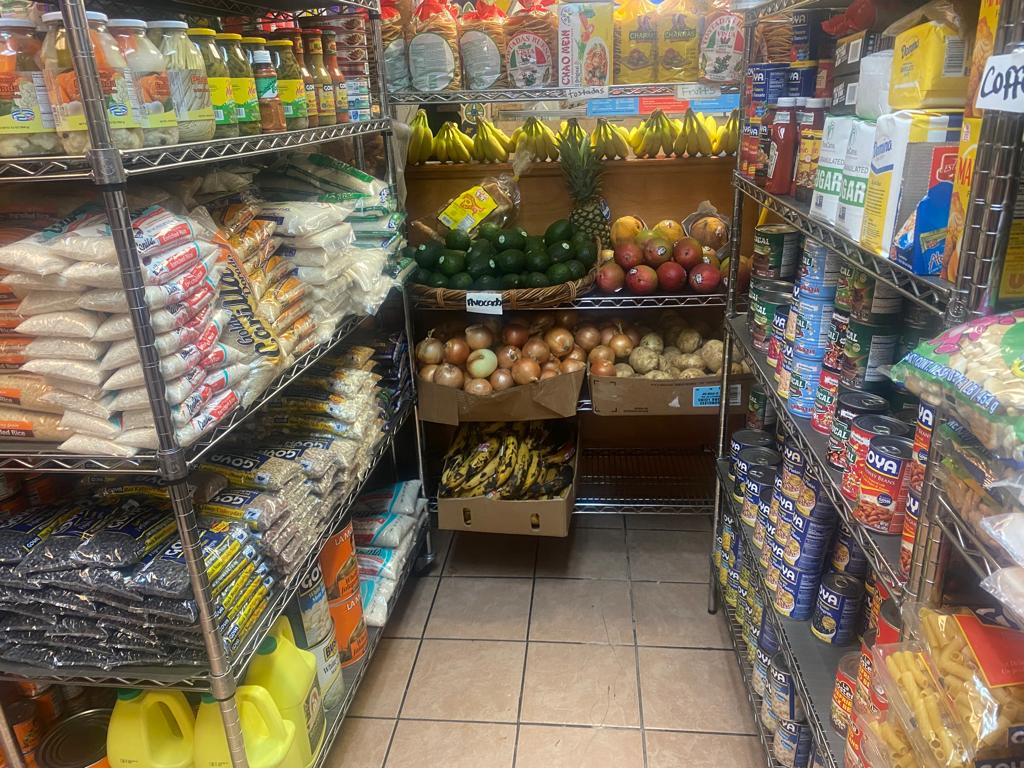 Laguna restaurant & grocery 10541