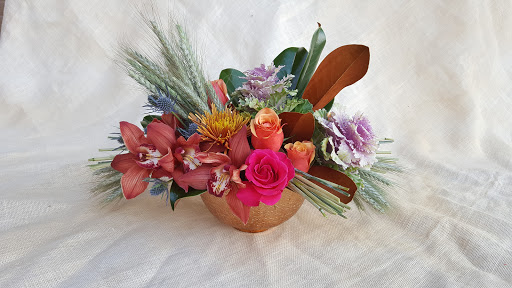 Florist «Sidelines Custom Floral Designs, Inc», reviews and photos, 511 E 135th St, Kansas City, MO 64145, USA