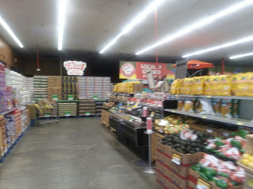 Grocery Store «Grocery Outlet Bargain Market», reviews and photos, 1718 S Main St, Willits, CA 95490, USA