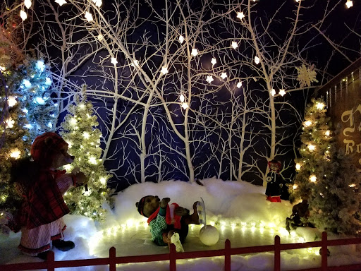 Tourist Attraction «National Christmas Center Family Attraction & Museum», reviews and photos, 3427 Lincoln Hwy, Paradise, PA 17562, USA