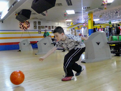 Bowling Alley «Warpath Bowling Lanes», reviews and photos, 2449 Memorial Blvd, Kingsport, TN 37664, USA