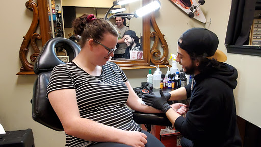 Tattoo Shop «Aasylum Tattoo», reviews and photos, 6604 Seawall Blvd, Galveston, TX 77550, USA