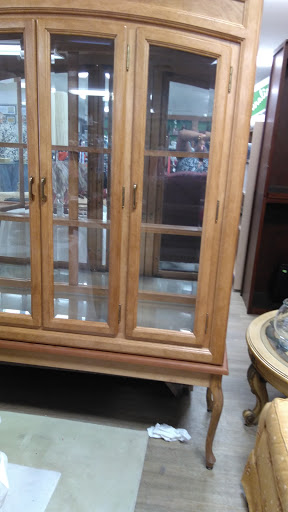 Thrift Store «Capas Closet», reviews and photos