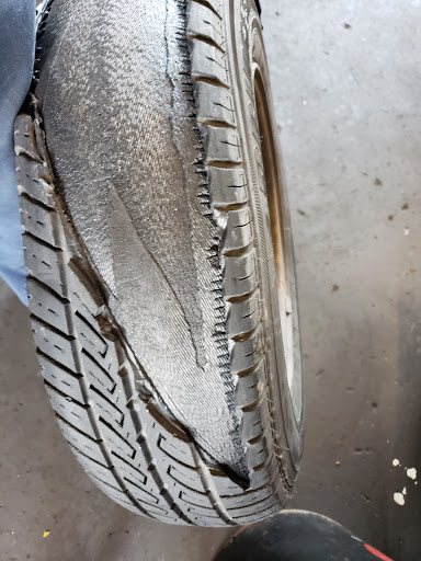 Auto Repair Shop «C & E Tire And Auto Service», reviews and photos, 11901 Indian Rocks Rd, Largo, FL 33774, USA