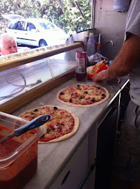 Plats et boissons du Pizzeria Pizzas Chez Pierrot à Marguerittes - n°4