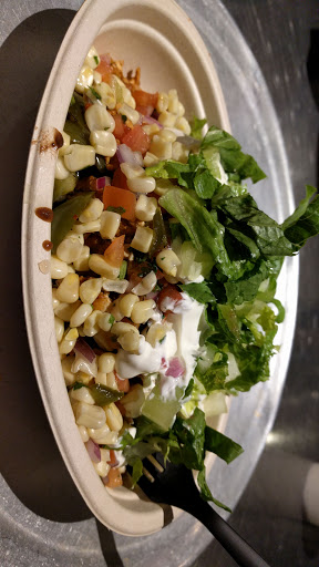 Mexican Restaurant «Chipotle Mexican Grill», reviews and photos, 237 Boston Post Rd W, Marlborough, MA 01752, USA