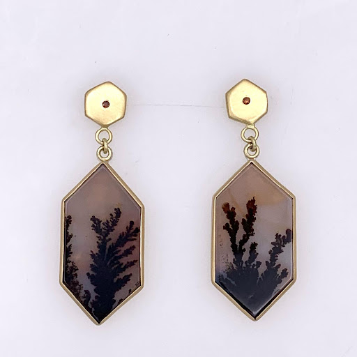 Jewelry Store «Robert Goodman Jewelers», reviews and photos, 106 N Main St, Zionsville, IN 46077, USA