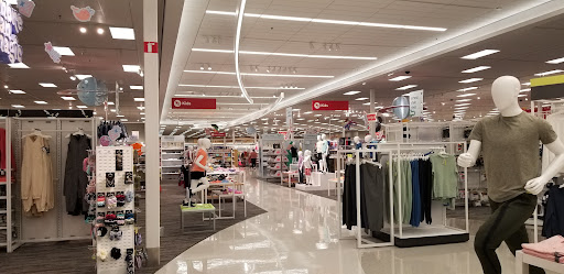 Department Store «Target», reviews and photos, 13301 Gateway Center Dr, Gainesville, VA 20155, USA