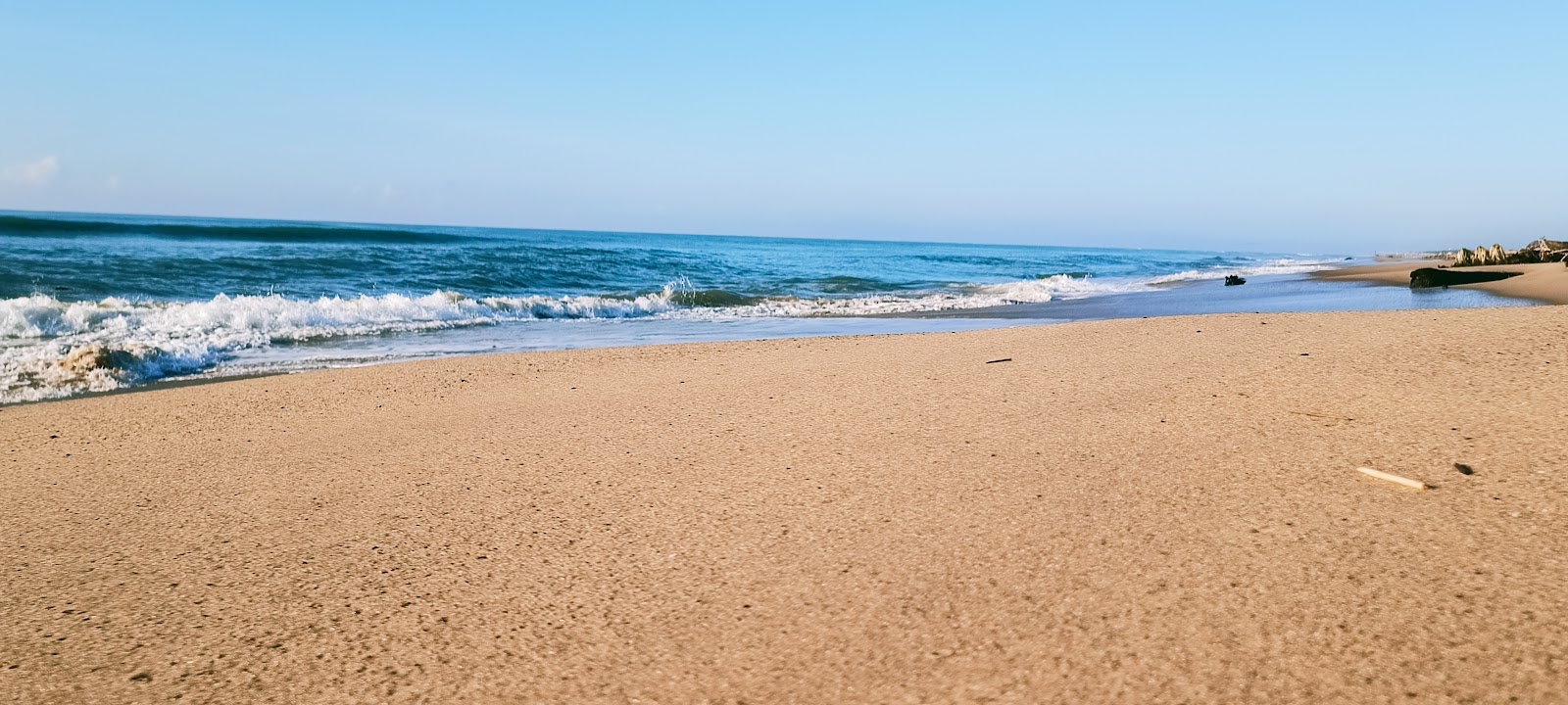 Fotografie cu Gurayyapeta Beach cu o suprafață de nisip strălucitor