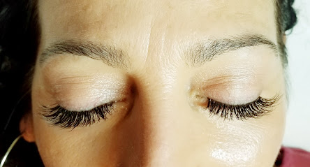 Glam Lash Extensions & Academy