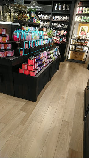 Shopping Mall «The Mall at Barnes Crossing», reviews and photos, 1001 Barnes Crossing Rd, Tupelo, MS 38804, USA