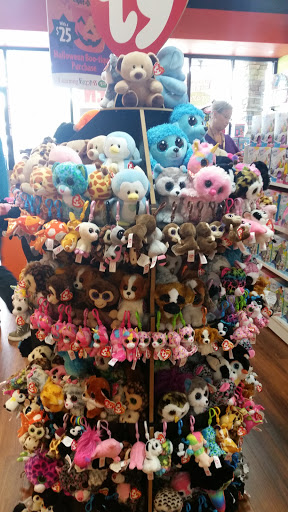 Toy Store «Learning Express Toys of Shreveport», reviews and photos, 5733 Youree Dr, Shreveport, LA 71105, USA