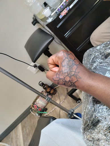 Explore ideas for henna tattoos, creative tattoo ideas in Davenport, available at Fine Ink Studios Tattoos