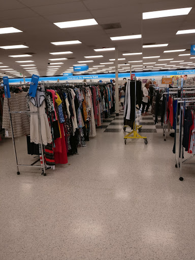 Clothing Store «Ross Dress for Less», reviews and photos, 3001 W Cheltenham Ave, Wyncote, PA 19095, USA