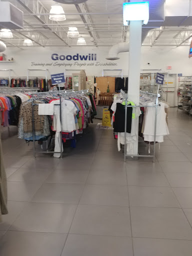 Thrift Store «Goodwill Superstore», reviews and photos, 18221 Pines Blvd, Pembroke Pines, FL 33029, USA