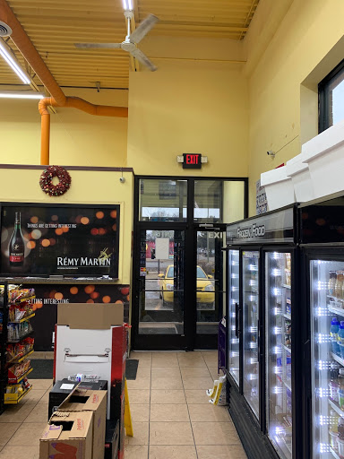 Liquor Store «Lunch & Liquors», reviews and photos, 1424 Ecorse Rd, Ypsilanti, MI 48198, USA