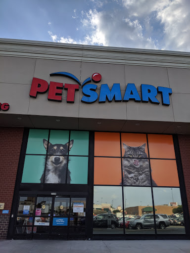 Pet Supply Store «PetSmart», reviews and photos, 2360 W Oregon Ave, Philadelphia, PA 19145, USA