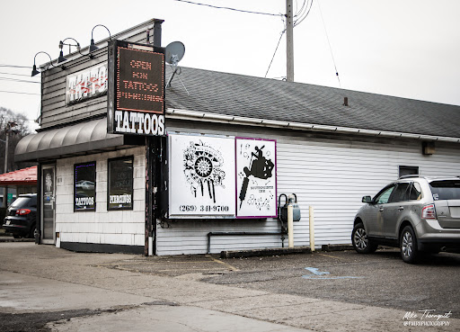 South Pointe Ink - Tattoos & Piercings, 1838 S Westnedge Ave, Kalamazoo, MI 49008, USA, 