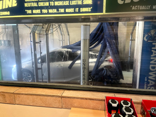 Car Wash «La Quinta Car Wash», reviews and photos, 78992 CA-111, La Quinta, CA 92253, USA