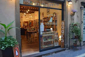 Etta's English Bookshop image