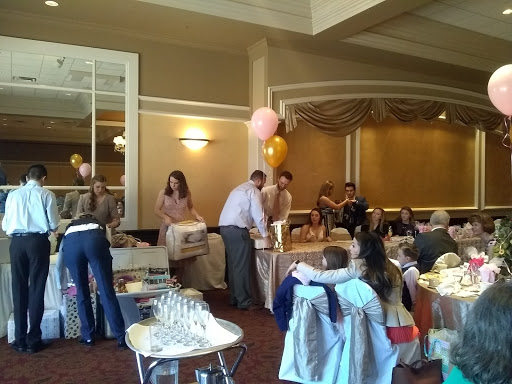 Banquet Hall «Villa Penna Banquet Office Hours: Mon-Sat 10am-6pm», reviews and photos, 43985 Hayes Rd, Sterling Heights, MI 48313, USA