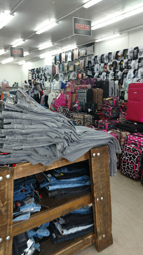 Clothing Store «Gen X Clothing», reviews and photos, 2090 Olympic St, Springfield, OR 97477, USA