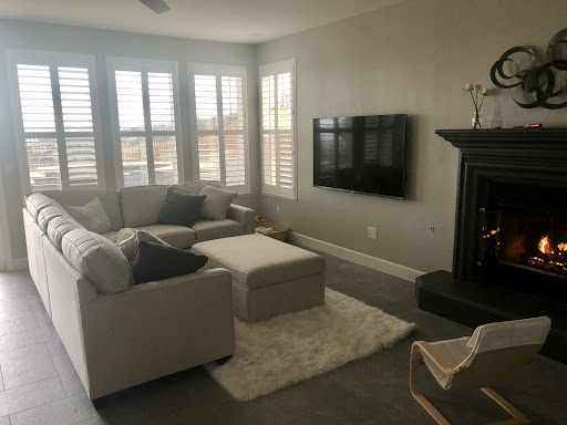 Furniture Store «Bassett Home Furnishings», reviews and photos, 9200 Fairway Dr, Roseville, CA 95678, USA